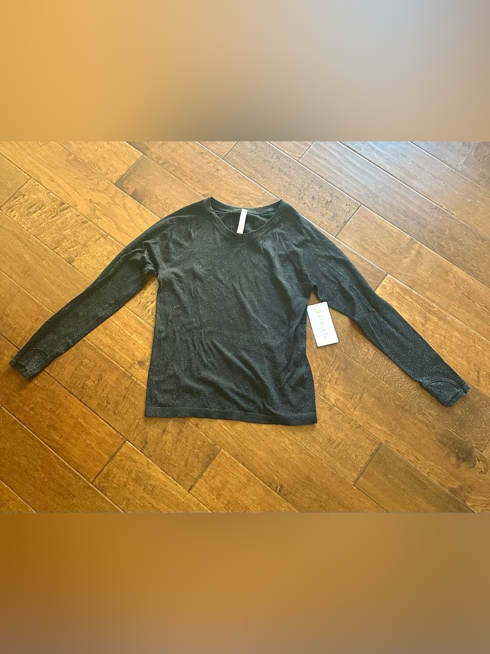 Athleta Momentum Seamless Metallic Long Sleeve Top NWT Black Large - Picture 2 of 11